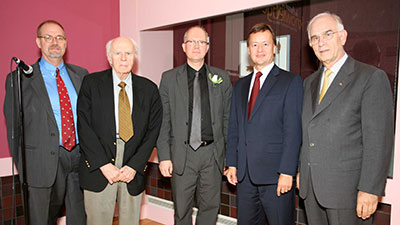 Redner Ausstellungseröffnung NY